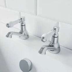 Park Lane Winchester Bath Taps